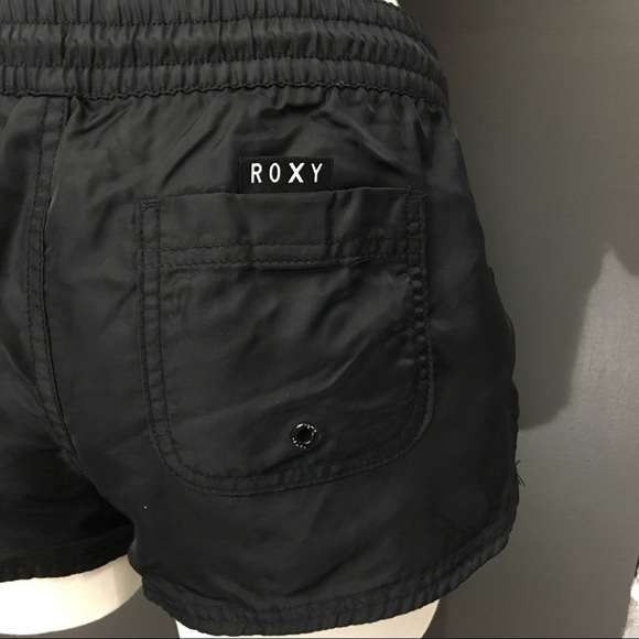Roxy boardshorts - Picture 5 of 8